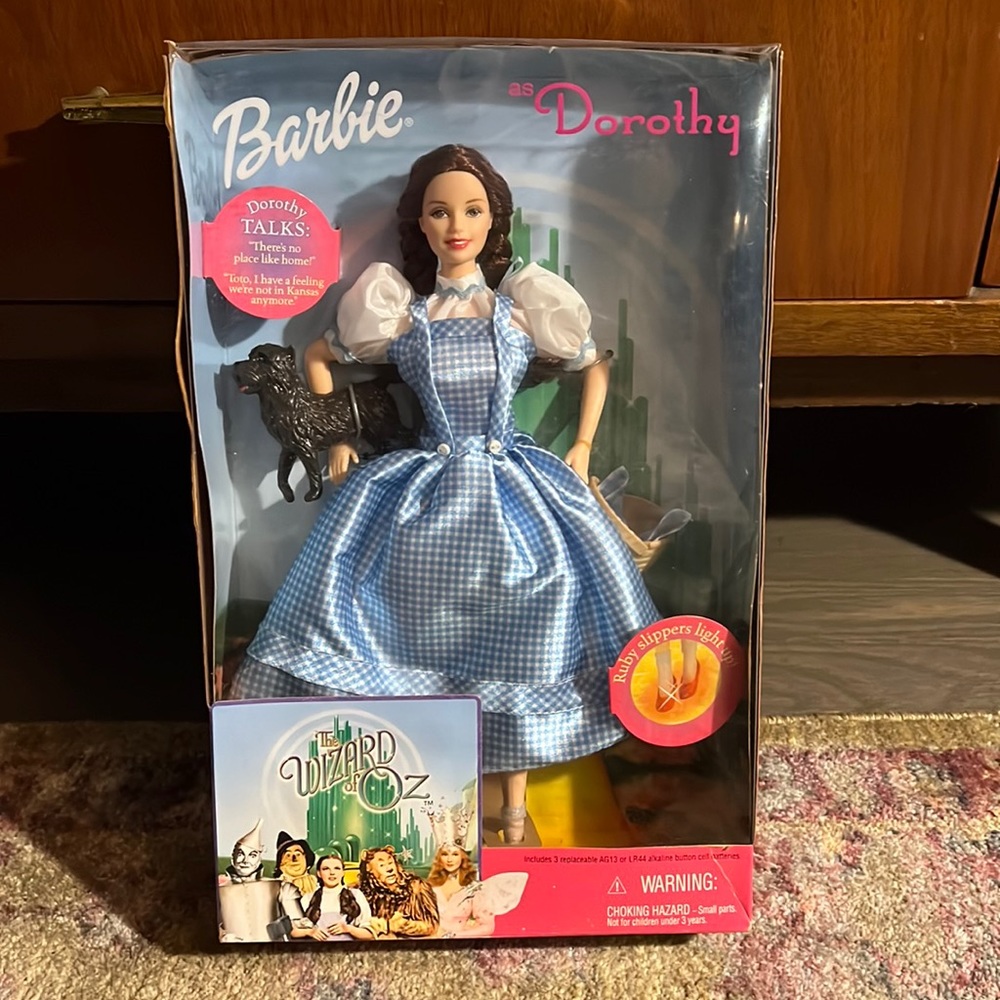 1999 Barbie as Dorothy NRFB